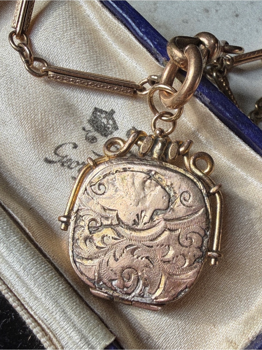 Vintage Antique Watch Chain Necklace Gold Filled Simmons? Chain SKM & Co Locket - Picture 3 of 9